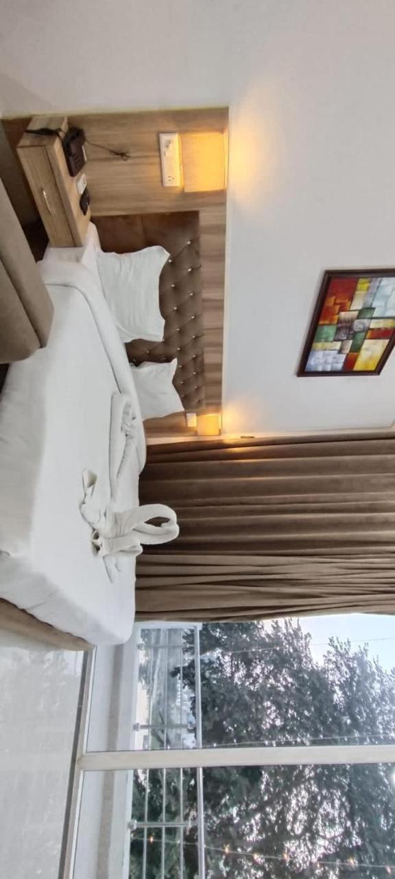 Hotel Lakeview By Bookingcare Chhatarpur Exterior photo